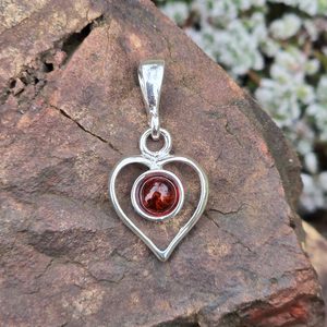Heart, silver pendant, amber, Ag 925