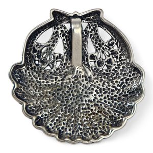 SHELL, Prague Art Nouveau, silver pendant