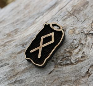 OTHILA, RUNE - FUTHARK, WOOD - RUNE PENDANTS{% if kategorie.adresa_nazvy[0] != zbozi.kategorie.nazev %} - JEWELLERY - BRONZE, ZINC{% endif %}