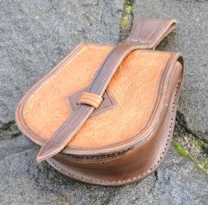 VARG, EARLY MEDIEVAL LEATHER BAG, POUCH - BAGS, SPORRANS{% if kategorie.adresa_nazvy[0] != zbozi.kategorie.nazev %} - LEATHER PRODUCTS{% endif %}