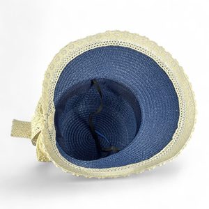 Ladies summer hat with lace