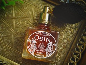 ODIN, NORSE GODS, NATURAL MASCULINE ESSENCE - MAGICAL OILS{% if kategorie.adresa_nazvy[0] != zbozi.kategorie.nazev %} - MAGIK{% endif %}