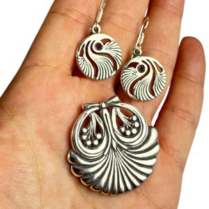 COQUILLES, Prague Art Nouveau, bijoux Art Nouveau, pendentif et boucles d'oreilles en argent