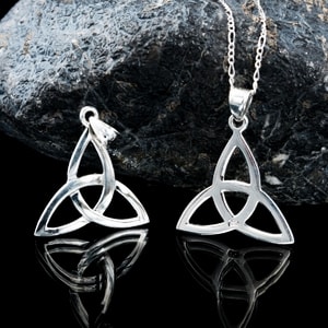TRIQUETRA, Celtic Pendant, sterling silver