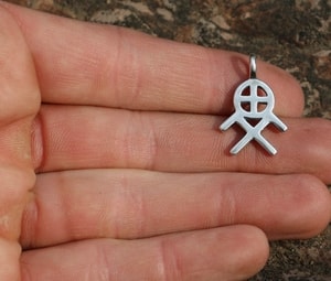 SUN AND HEAVENLY HORSES SYMBOL, SILVER PENDANT - ANHÄNGER - SCHMUCK, SILBER{% if kategorie.adresa_nazvy[0] != zbozi.kategorie.nazev %} - SILBER SCHMUCKSTÜCKE{% endif %}