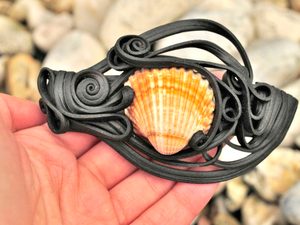 MARE - hair clasp