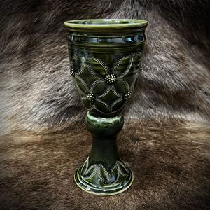 GREEN GOBLET - HISTORICAL CERAMICS{% if kategorie.adresa_nazvy[0] != zbozi.kategorie.nazev %} - CERAMICS, GLASS{% endif %}