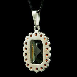 MERCURY, CZECH MOLDAVITE,  GARNET, SILVER PENDANT - MOLDAVITES, CZECH{% if kategorie.adresa_nazvy[0] != zbozi.kategorie.nazev %} - SILVER JEWELLERY{% endif %}