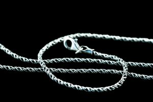 SPIRAL, SILVER NECK CHAIN - CORDS, BOXES, CHAINS{% if kategorie.adresa_nazvy[0] != zbozi.kategorie.nazev %} - JEWELLERY - BRONZE, ZINC{% endif %}