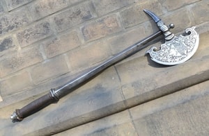 GERMAN HORSEMAN'S AXE, ETCHED, REPLICA - AXES, POLEWEAPONS{% if kategorie.adresa_nazvy[0] != zbozi.kategorie.nazev %} - WEAPONS - SWORDS, AXES, KNIVES{% endif %}