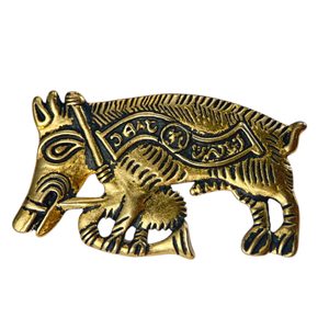 cochon cornemuseur - Broche médiévale en bronze