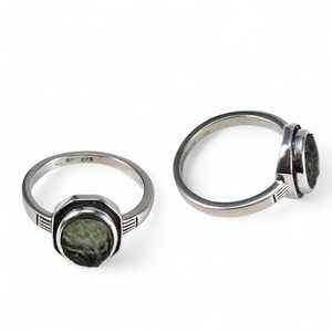 Mittelalterlicher Ring mit Moldavit, Silber Ag 925