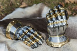 HOURGLASS GAUNTLETS WITH BRASS - ARMOR PARTS{% if kategorie.adresa_nazvy[0] != zbozi.kategorie.nazev %} - ARMOUR HELMETS, SHIELDS{% endif %}