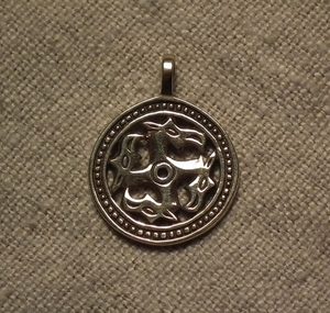 SLAVIC ANIMAL SHAPED SWASTIKA, BRONZE PENDANT - PENDANTS, NECKLACES{% if kategorie.adresa_nazvy[0] != zbozi.kategorie.nazev %} - JEWELLERY - BRONZE, ZINC{% endif %}