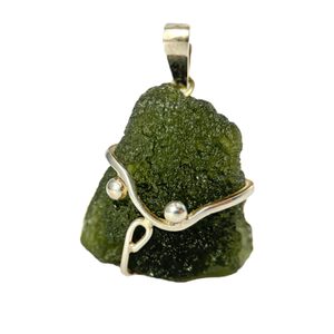 NUBILA, silver pendant, Moldavite Ag 925