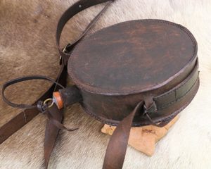 METAL BOTTLE COVERED BY LEATHER, decoration item