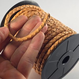Bolo en cuir ø 5 mm, cuir - naturel / 1 m