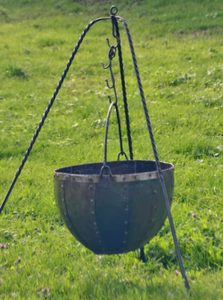 Hakenset für den Topf - geschmiedet, verstellbar