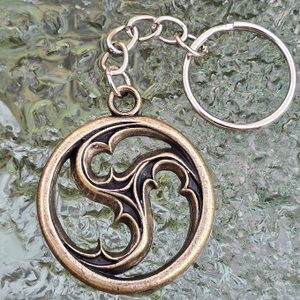 Triskele gothique, fenêtre de cathédrale, porte-clés, zinc, laiton ancien