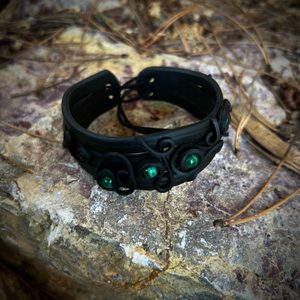 BRACELET WITH MALACHITES - FANTASY JEWELS{% if kategorie.adresa_nazvy[0] != zbozi.kategorie.nazev %} - JEWELLERY - BRONZE, ZINC{% endif %}