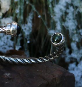 ALESIA, BRACELET EN ARGENT, MOLDAVITE - BRACELETS{% if kategorie.adresa_nazvy[0] != zbozi.kategorie.nazev %} - BIJOUX EN ARGENT{% endif %}