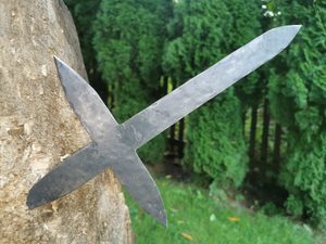 THROWING CROSS - SHARP BLADES - THROWING KNIVES{% if kategorie.adresa_nazvy[0] != zbozi.kategorie.nazev %} - WAFFEN{% endif %}