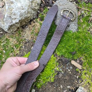 Ceinture baroque, ceinture en cuir