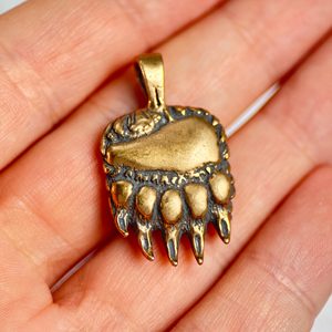 BEAR PAW pendant, bronze