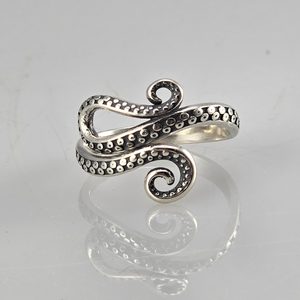 CTHULHU BAGUE EN ARGENT AG 925/1000 - ANNEAUX{% if kategorie.adresa_nazvy[0] != zbozi.kategorie.nazev %} - BIJOUX EN ARGENT{% endif %}