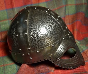 VALGARD, LUXURY DECORATED VIKING HELMET WITH THE FACE MASK - VIKING AND NORMAN HELMETS{% if kategorie.adresa_nazvy[0] != zbozi.kategorie.nazev %} - ARMOUR HELMETS, SHIELDS{% endif %}