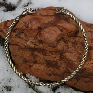 FENRIR WOLF BRAS EN LAITON - VIKING, SLAVES, BRACELETS CELTIQUES - BRONZE{% if kategorie.adresa_nazvy[0] != zbozi.kategorie.nazev %} - BIJOUTERIE{% endif %}