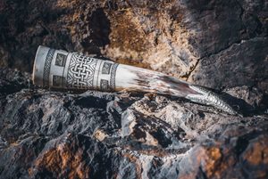 HIBERNIA, luxury engraved drinking horn