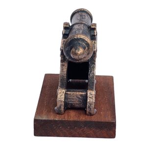 MEDIEVAL CANNON, miniature