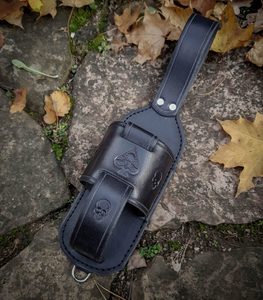 SKULL, Dosenhalter aus Leder