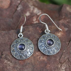 ISOLDA, IOLITE, SILVER EARRINGS - OHRRINGE{% if kategorie.adresa_nazvy[0] != zbozi.kategorie.nazev %} - SILBER SCHMUCKSTÜCKE{% endif %}