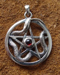 SNAKE PENTACLE PENDANT, AG 925 - PENDANTS{% if kategorie.adresa_nazvy[0] != zbozi.kategorie.nazev %} - SILVER JEWELLERY{% endif %}