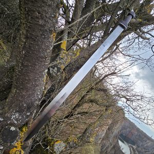 ÉPÉE CELTIQUE, TOURBIÈRE DE BALLYKILMURRAY, IRLANDE, DÉBUT DE L'ÂGE DU FER, LA TÉNE - ÉPÉES ANTIQUES{% if kategorie.adresa_nazvy[0] != zbozi.kategorie.nazev %} - ARMURERIE: LES ARMES{% endif %}