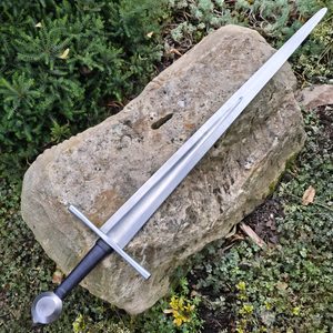 ZWINGHERR, épée à une main, XIVe–XVe siècle, full tang, sans pierre