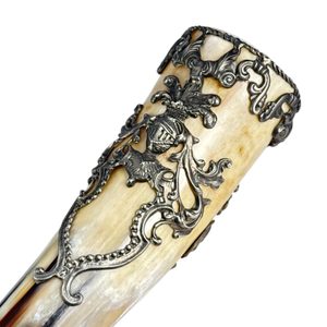 Knight's drinking horn, de luxe
