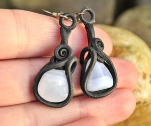 CHALCEDONY - earrings