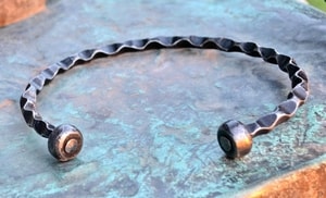 SERPENT, FORGED NECK TORC - FORGED PRODUCTS{% if kategorie.adresa_nazvy[0] != zbozi.kategorie.nazev %} - SMITHY WORKS, COINS{% endif %}