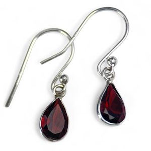 RUTH, silver earrings, garnet, Ag 925/1000