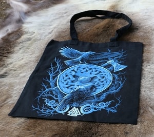 HUGINN AND MUNINN, CLOTH BAG - FASHION - LEATHER{% if kategorie.adresa_nazvy[0] != zbozi.kategorie.nazev %} - T-SHIRTS, BOOTS{% endif %}