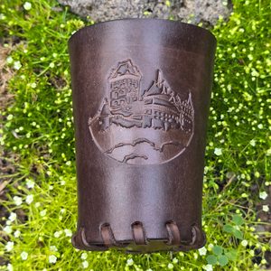 Leather cup for dice brown