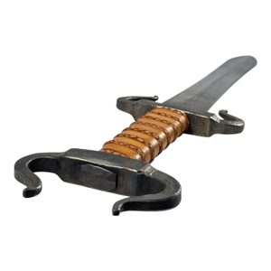Donn Cúailnge, Celtic dagger