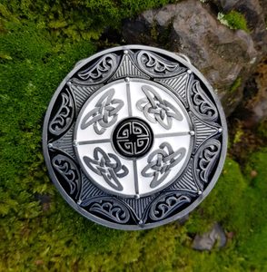 VIKING SHIELD, BELT BUCKLE - CUSTOM MADE BELTS{% if kategorie.adresa_nazvy[0] != zbozi.kategorie.nazev %} - LEATHER PRODUCTS{% endif %}