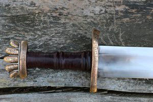 GORM, EPÉE VIKING, PETERSEN TYPE O, BRONZE ET ARGENT - ÉPÉES VIKING{% if kategorie.adresa_nazvy[0] != zbozi.kategorie.nazev %} - ARMURERIE: LES ARMES{% endif %}