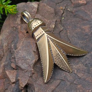 Cigale, pendentif romain-germanique, bronze