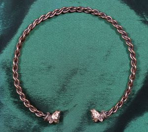 CELTIC TORC, BULL'S HEADS, BRONZE - FORGED JEWELRY, TORCS, BRACELETS{% if kategorie.adresa_nazvy[0] != zbozi.kategorie.nazev %} - JEWELLERY - BRONZE, ZINC{% endif %}