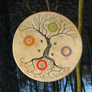 TREE OF LIFE, SHAMANIC FRAME DRUM 40 CM - DRUMS, FLUTES{% if kategorie.adresa_nazvy[0] != zbozi.kategorie.nazev %} - DRUMS, FLUTES{% endif %}